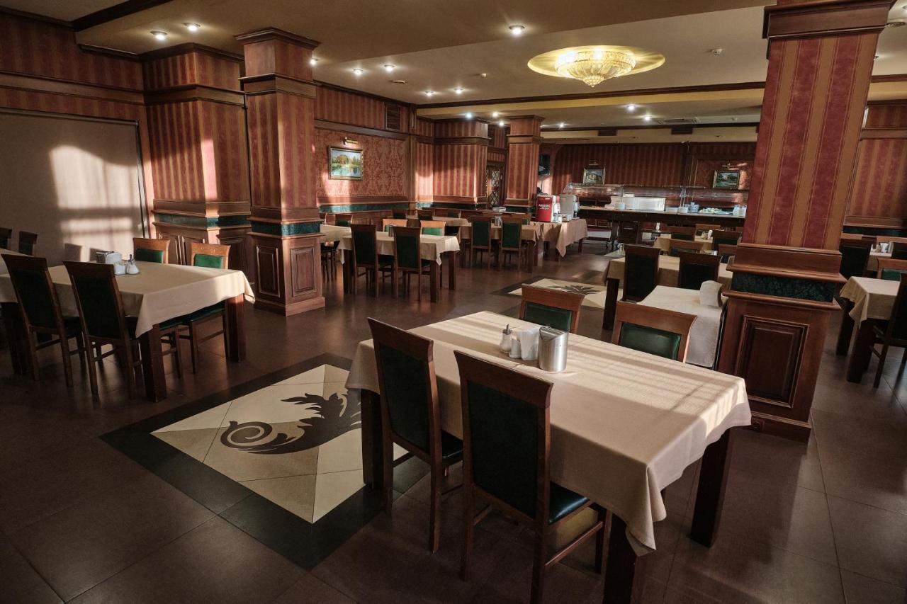 Hotel Uzhgorod Hotel 3*